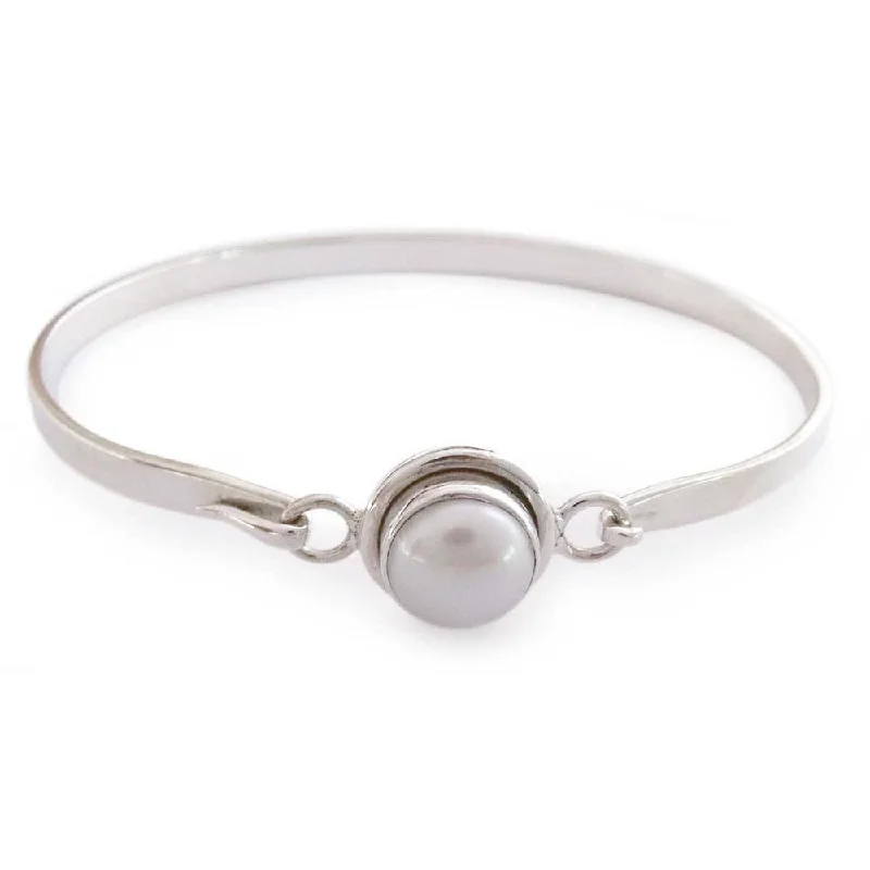 Handmade Sterling Silver Aesthetic Moon Pearl Bangle (India)