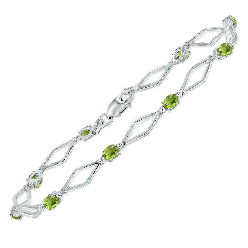 Marquee Peridot and Natural Diamond Star Link Bracelet in .925 Sterling Silver