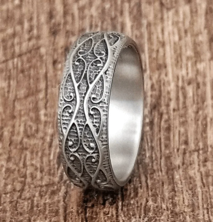 D'Artagnan Titanium Scrollwork Men's Ring - 8mm