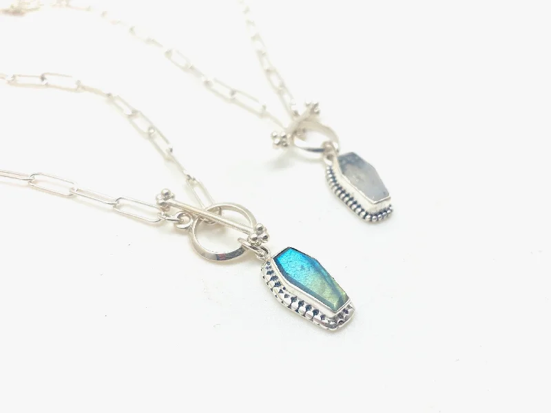 Transcendant (Moonstone or Labradorite)