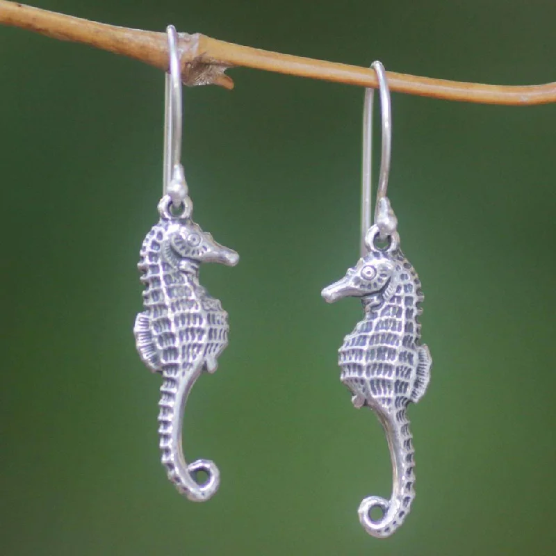 Handmade Sterling Silver Sea Horse Couple Earrings (Indonesia) - 10mm W * 41mm L